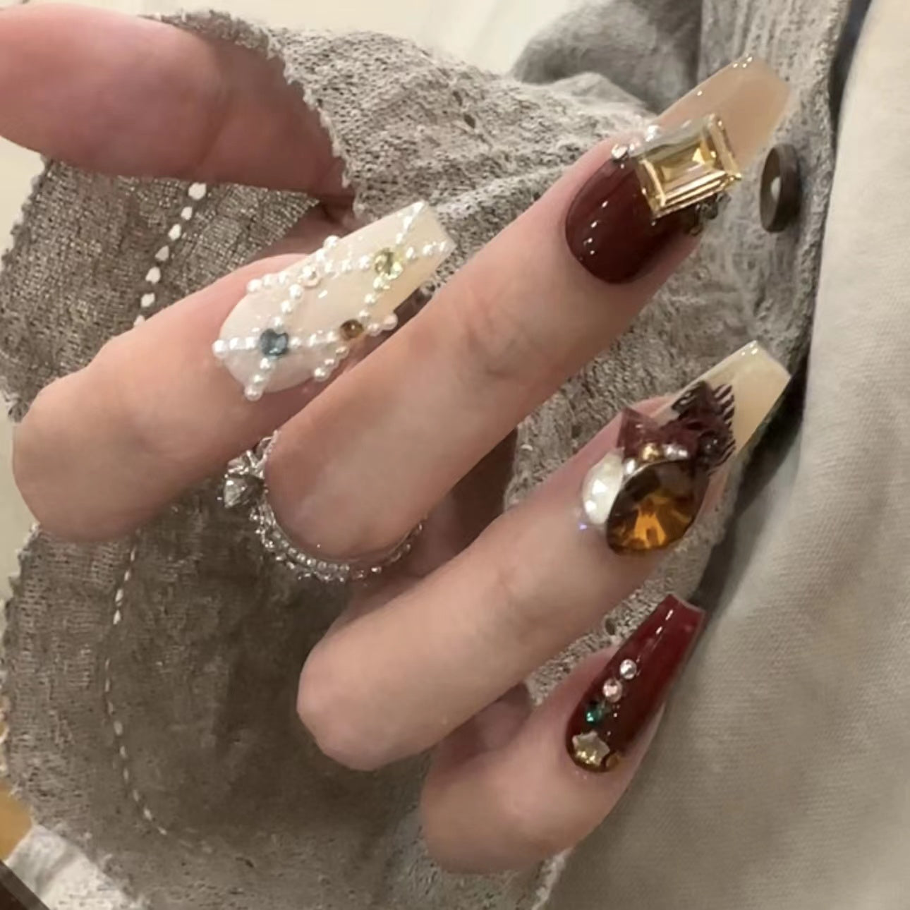 Red Velvet Nail Tips Bear White Cute Retro Nail Art Tips Customizable