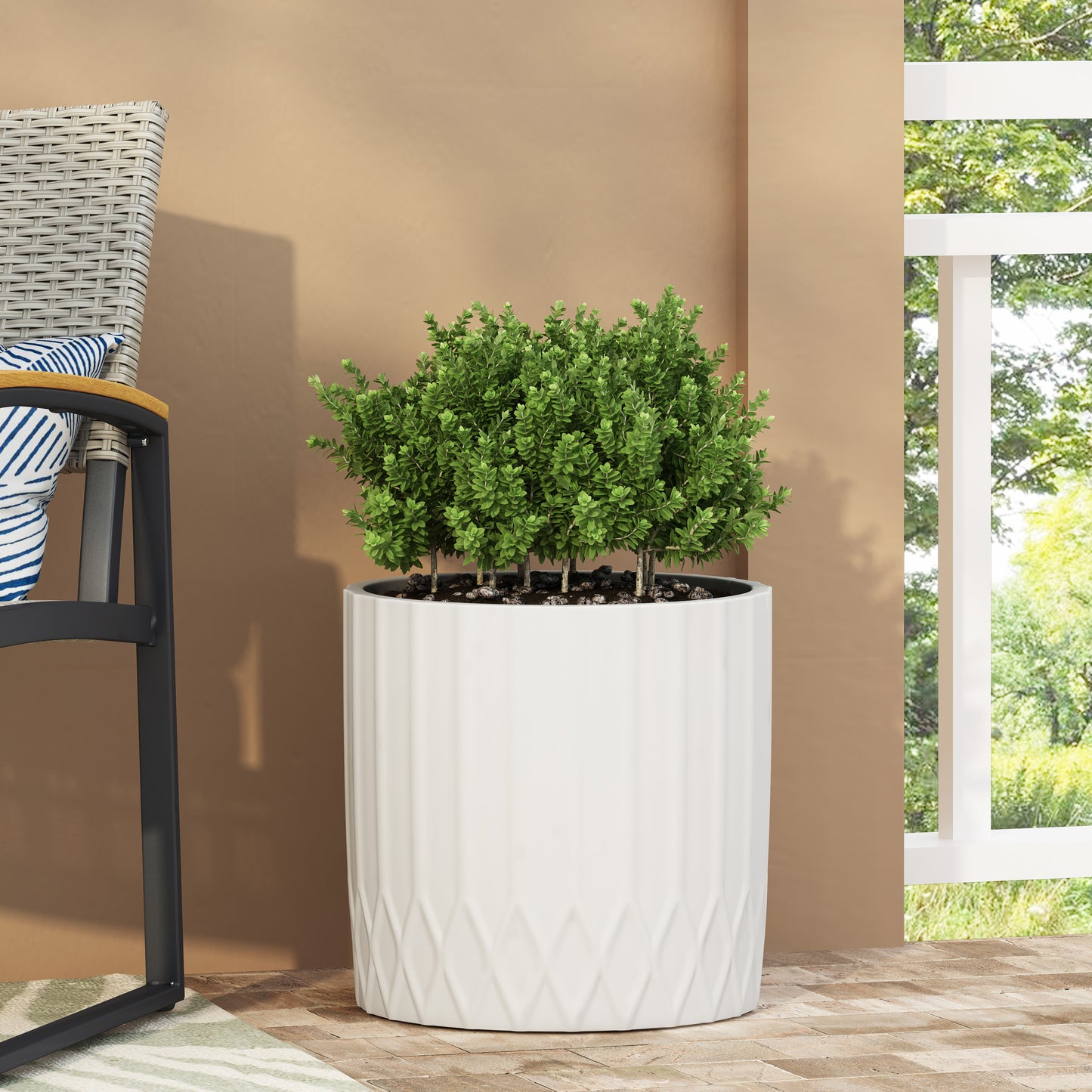 MGO PLANTER