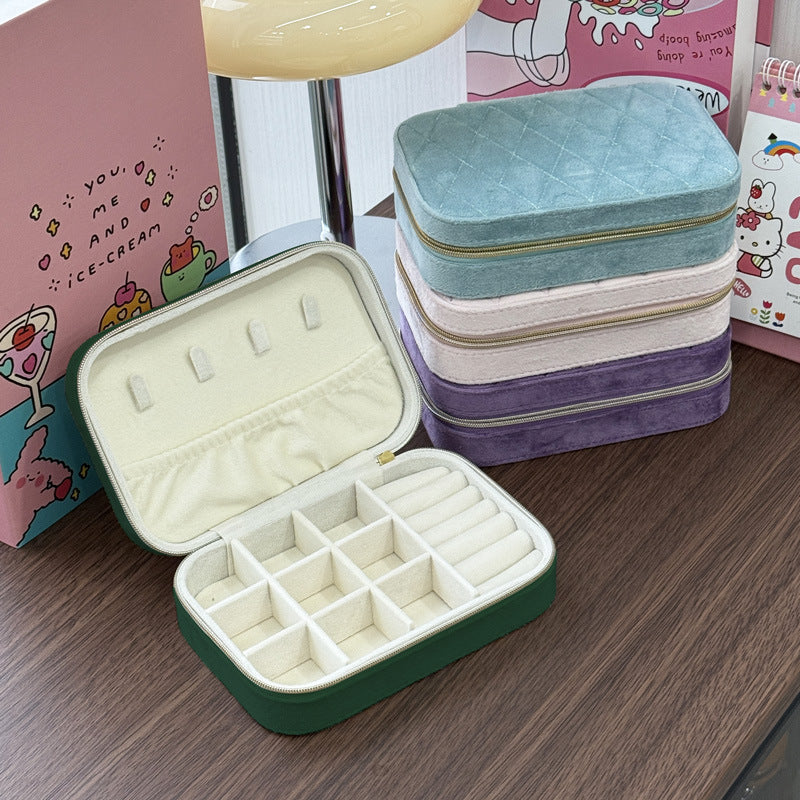 Portable Jewelry Storage Box with Velvet Interior - Compact & Stylish